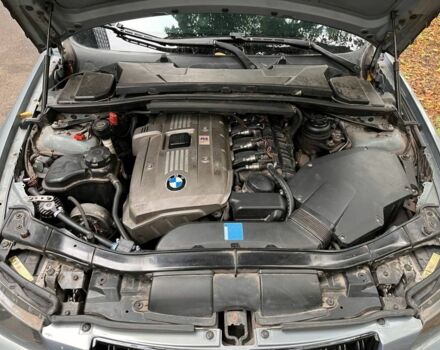 Серый БМВ 3 Серия, объемом двигателя 3 л и пробегом 320 тыс. км за 8750 $, фото 11 на Automoto.ua