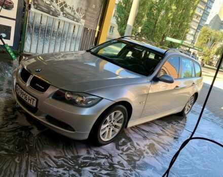 Серый БМВ 3 Серия, объемом двигателя 2 л и пробегом 200 тыс. км за 10000 $, фото 3 на Automoto.ua