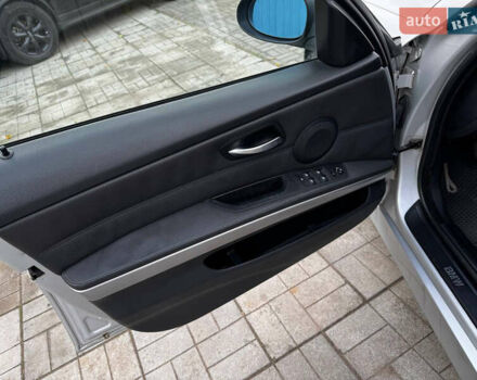 Серый БМВ 3 Серия, объемом двигателя 2 л и пробегом 303 тыс. км за 6700 $, фото 8 на Automoto.ua