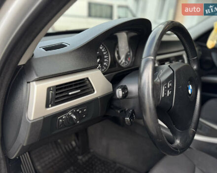 Серый БМВ 3 Серия, объемом двигателя 2 л и пробегом 266 тыс. км за 7100 $, фото 31 на Automoto.ua