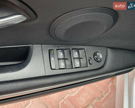 Серый БМВ 3 Серия, объемом двигателя 2 л и пробегом 298 тыс. км за 5700 $, фото 19 на Automoto.ua