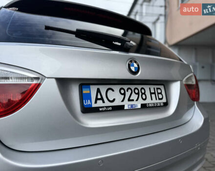 Серый БМВ 3 Серия, объемом двигателя 2 л и пробегом 266 тыс. км за 7100 $, фото 18 на Automoto.ua