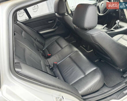 Серый БМВ 3 Серия, объемом двигателя 2 л и пробегом 303 тыс. км за 6700 $, фото 14 на Automoto.ua