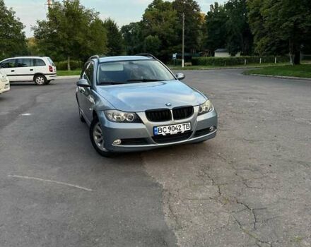 Серый БМВ 3 Серия, объемом двигателя 2 л и пробегом 263 тыс. км за 6500 $, фото 1 на Automoto.ua
