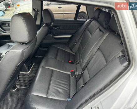 Серый БМВ 3 Серия, объемом двигателя 2 л и пробегом 303 тыс. км за 6700 $, фото 15 на Automoto.ua