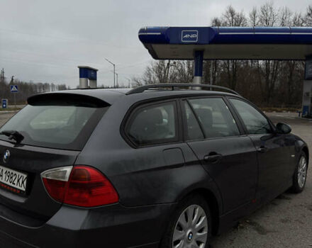 Сірий БМВ 3 Серія, об'ємом двигуна 2 л та пробігом 241 тис. км за 5400 $, фото 4 на Automoto.ua