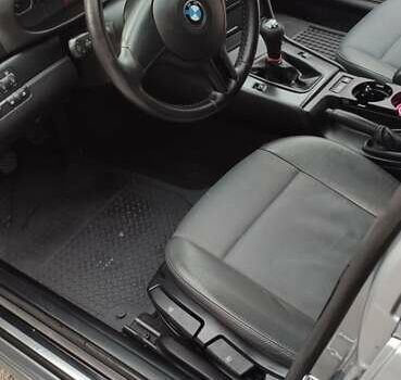 Серый БМВ 3 Серия, объемом двигателя 2 л и пробегом 205 тыс. км за 5700 $, фото 17 на Automoto.ua