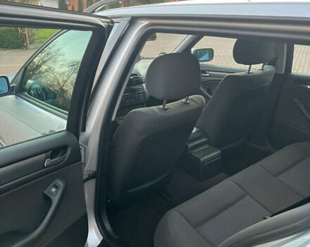 Сірий БМВ 3 Серія, об'ємом двигуна 1.8 л та пробігом 196 тис. км за 3900 $, фото 16 на Automoto.ua