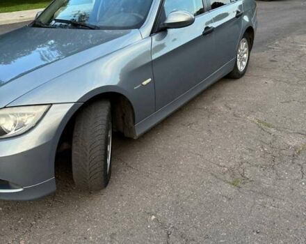 Серый БМВ 3 Серия, объемом двигателя 2 л и пробегом 263 тыс. км за 6500 $, фото 4 на Automoto.ua