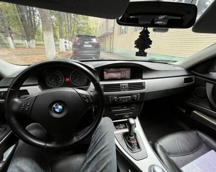 Серый БМВ 3 Серия, объемом двигателя 3 л и пробегом 320 тыс. км за 8750 $, фото 6 на Automoto.ua