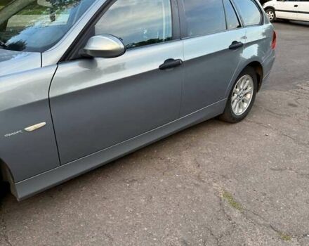 Серый БМВ 3 Серия, объемом двигателя 2 л и пробегом 263 тыс. км за 6500 $, фото 2 на Automoto.ua