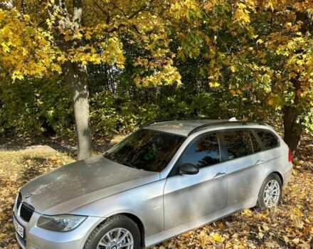 Серый БМВ 3 Серия, объемом двигателя 2 л и пробегом 300 тыс. км за 6300 $, фото 2 на Automoto.ua