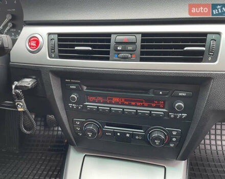 Серый БМВ 3 Серия, объемом двигателя 2 л и пробегом 298 тыс. км за 5700 $, фото 42 на Automoto.ua