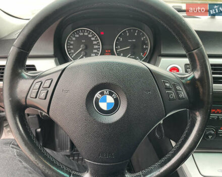 Серый БМВ 3 Серия, объемом двигателя 2 л и пробегом 298 тыс. км за 5700 $, фото 46 на Automoto.ua