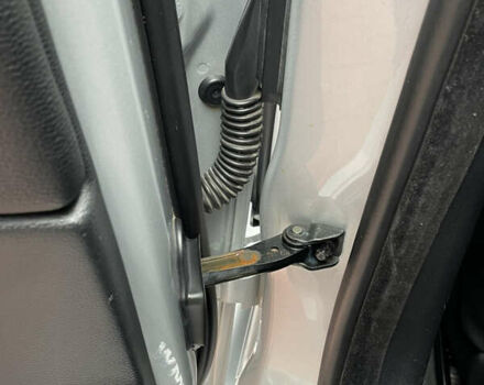 Серый БМВ 3 Серия, объемом двигателя 2 л и пробегом 298 тыс. км за 5300 $, фото 45 на Automoto.ua