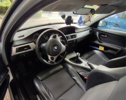 Серый БМВ 3 Серия, объемом двигателя 2 л и пробегом 200 тыс. км за 10000 $, фото 7 на Automoto.ua