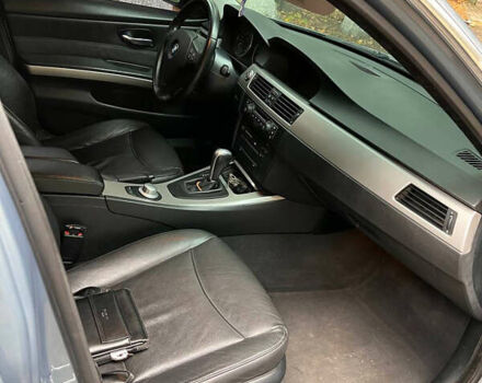 Серый БМВ 3 Серия, объемом двигателя 3 л и пробегом 320 тыс. км за 8950 $, фото 8 на Automoto.ua