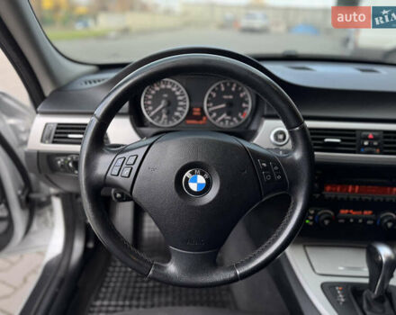 Серый БМВ 3 Серия, объемом двигателя 2 л и пробегом 266 тыс. км за 7100 $, фото 32 на Automoto.ua
