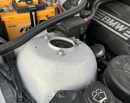 Сірий БМВ 3 Серія, об'ємом двигуна 1.8 л та пробігом 196 тис. км за 3900 $, фото 29 на Automoto.ua