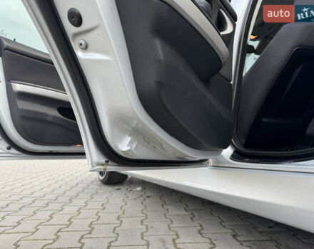 Серый БМВ 3 Серия, объемом двигателя 2 л и пробегом 266 тыс. км за 7100 $, фото 17 на Automoto.ua