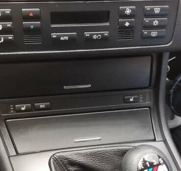 Серый БМВ 3 Серия, объемом двигателя 2 л и пробегом 205 тыс. км за 5700 $, фото 30 на Automoto.ua