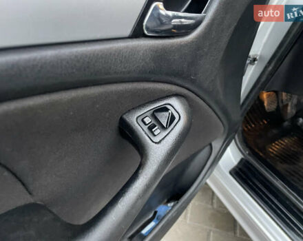 Серый БМВ 3 Серия, объемом двигателя 1.8 л и пробегом 229 тыс. км за 4299 $, фото 16 на Automoto.ua