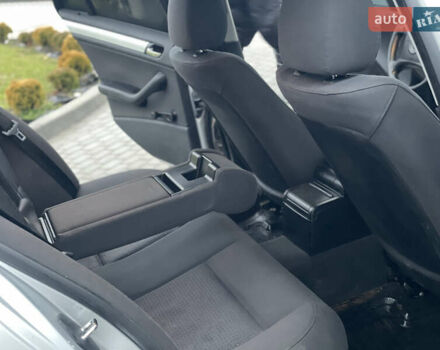 Серый БМВ 3 Серия, объемом двигателя 1.8 л и пробегом 229 тыс. км за 4299 $, фото 20 на Automoto.ua