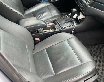 Серый БМВ 3 Серия, объемом двигателя 2.2 л и пробегом 300 тыс. км за 6000 $, фото 7 на Automoto.ua