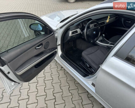 Серый БМВ 3 Серия, объемом двигателя 2 л и пробегом 266 тыс. км за 7100 $, фото 26 на Automoto.ua
