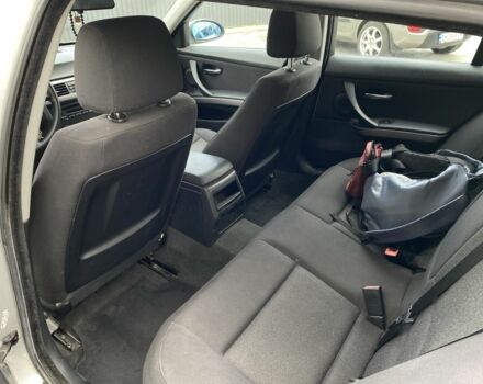 Серый БМВ 3 Серия, объемом двигателя 2 л и пробегом 208 тыс. км за 5500 $, фото 5 на Automoto.ua