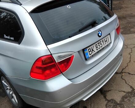Сірий БМВ 3 Серія, об'ємом двигуна 2 л та пробігом 310 тис. км за 5000 $, фото 4 на Automoto.ua