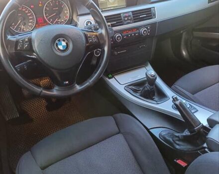 БМВ 3 Серия 2006 в Бучаче на Automoto.ua Серый БМВ 3 Серия, объемом двигателя 2 л и пробегом 341 тыс. км за 5999 $, фото 12 на Automoto.ua