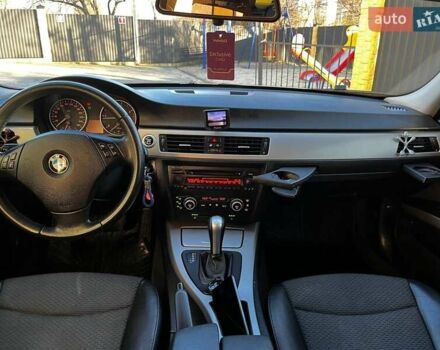 Серый БМВ 3 Серия, объемом двигателя 2 л и пробегом 415 тыс. км за 7200 $, фото 28 на Automoto.ua