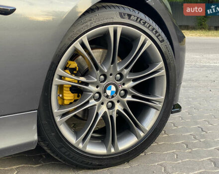Серый БМВ 3 Серия, объемом двигателя 2 л и пробегом 326 тыс. км за 8999 $, фото 9 на Automoto.ua