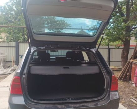 Серый БМВ 3 Серия, объемом двигателя 2 л и пробегом 268 тыс. км за 7900 $, фото 7 на Automoto.ua