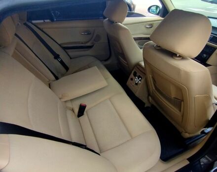 Серый БМВ 3 Серия, объемом двигателя 3 л и пробегом 325 тыс. км за 8899 $, фото 1 на Automoto.ua