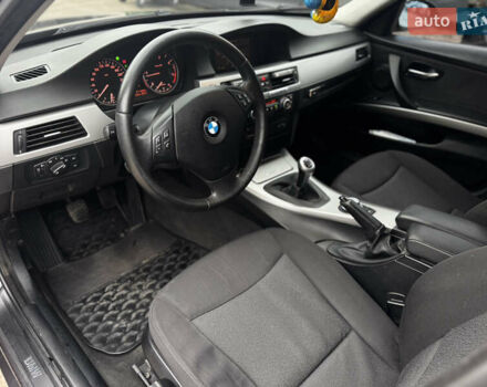 Сірий БМВ 3 Серія, об'ємом двигуна 2 л та пробігом 289 тис. км за 6450 $, фото 20 на Automoto.ua