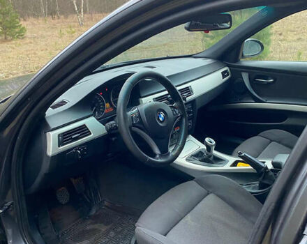 Серый БМВ 3 Серия, объемом двигателя 2 л и пробегом 511 тыс. км за 5900 $, фото 11 на Automoto.ua