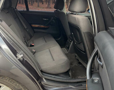 БМВ 3 Серия 2006 в Владимир-Волынский на Automoto.ua Серый БМВ 3 Серия, объемом двигателя 3 л и пробегом 382 тыс. км за 7200 $, фото 9 на Automoto.ua