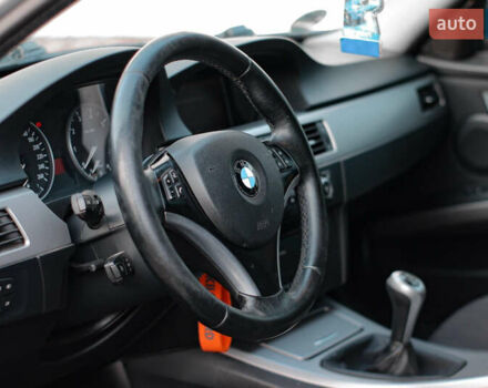 Сірий БМВ 3 Серія, об'ємом двигуна 2 л та пробігом 280 тис. км за 6250 $, фото 6 на Automoto.ua