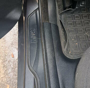 Серый БМВ 3 Серия, объемом двигателя 2 л и пробегом 511 тыс. км за 5900 $, фото 20 на Automoto.ua