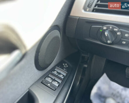 Сірий БМВ 3 Серія, об'ємом двигуна 2 л та пробігом 233 тис. км за 8500 $, фото 19 на Automoto.ua