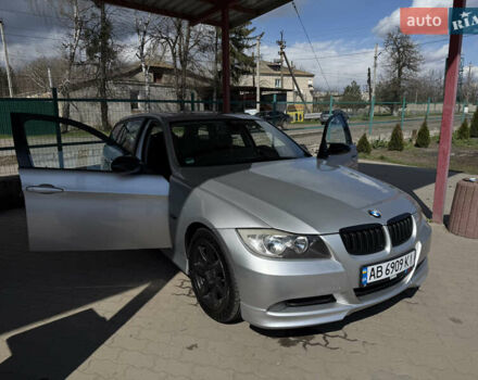 Серый БМВ 3 Серия, объемом двигателя 2 л и пробегом 303 тыс. км за 9300 $, фото 1 на Automoto.ua