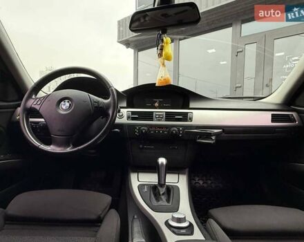 Сірий БМВ 3 Серія, об'ємом двигуна 2 л та пробігом 326 тис. км за 6990 $, фото 12 на Automoto.ua