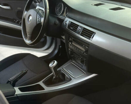 Серый БМВ 3 Серия, объемом двигателя 2 л и пробегом 290 тыс. км за 7350 $, фото 6 на Automoto.ua