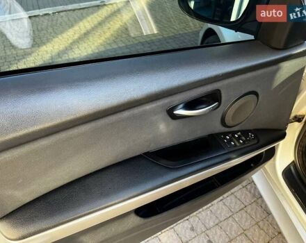 Серый БМВ 3 Серия, объемом двигателя 2 л и пробегом 415 тыс. км за 7200 $, фото 20 на Automoto.ua