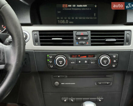 Сірий БМВ 3 Серія, об'ємом двигуна 2 л та пробігом 300 тис. км за 5800 $, фото 22 на Automoto.ua