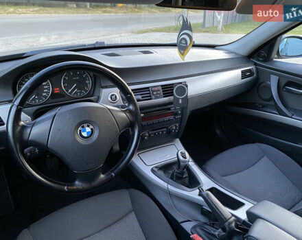Серый БМВ 3 Серия, объемом двигателя 2 л и пробегом 326 тыс. км за 8999 $, фото 16 на Automoto.ua