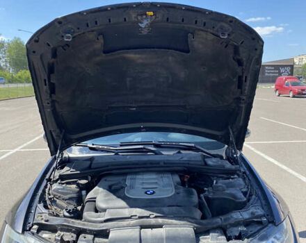 Серый БМВ 3 Серия, объемом двигателя 3 л и пробегом 278 тыс. км за 10800 $, фото 43 на Automoto.ua