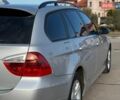 Серый БМВ 3 Серия, объемом двигателя 2 л и пробегом 300 тыс. км за 5800 $, фото 5 на Automoto.ua